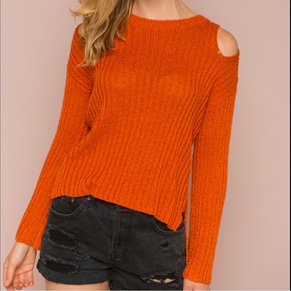 💚5/$25💚 Hem & Thread Rust Orange Cold ShoulderLong Sleeve Hi Low Sweater Sz L